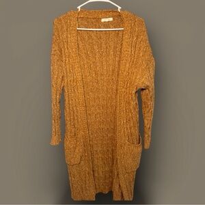 ILLA ILLA Women's Cardigan in Rich Tan